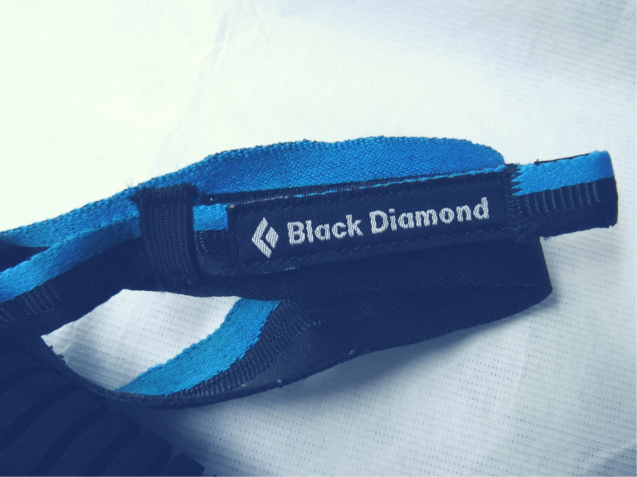 BlackDiamond（ブラックダイヤモンド）ディスタンスカーボンZのレビュー | ひとりキャンプと山道具