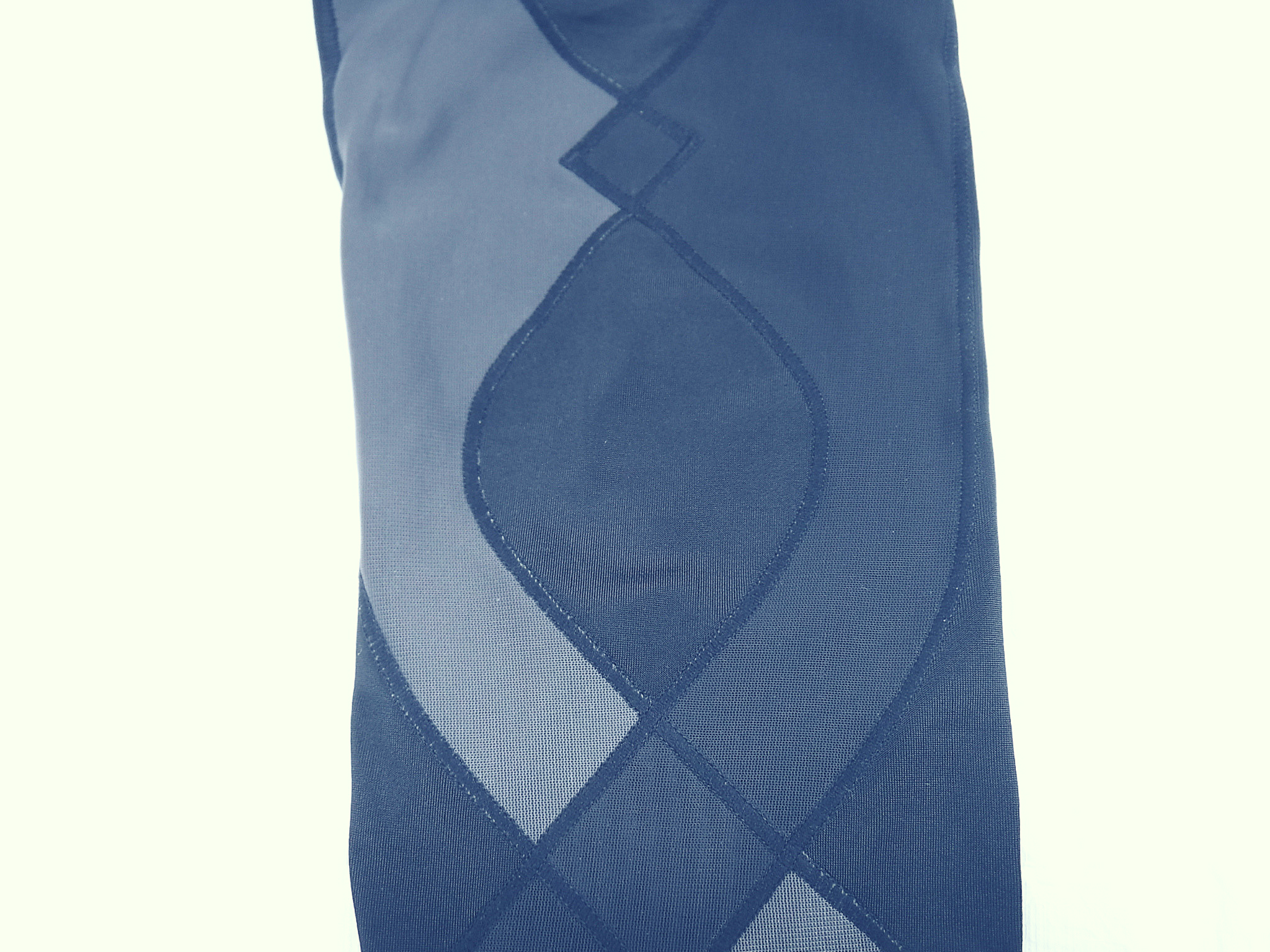 登山におすすめのサポートタイツ Cw X スタビライクスモデル レビュー ひとりキャンプと山道具