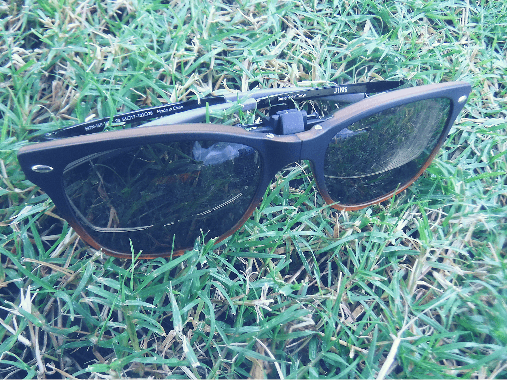 メガネの上からサングラス green glass（グリーン・グラス）の瞬間